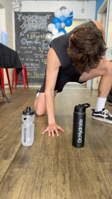 Summoning Jutsu! DR. HYDRATE!🔥

Massive shout out to @dr.hydrate for fuelling our members all day with their No.6 Lychee Lime Electrolytes!!

This was so yum! A definite fave of ours 🍒🍋‍🟩

Dr.Hydrate will also be hydrating our members heading over to HYROX Sydney Australia 🩵💪🏽

Keep your eyes out for more Dr.Hydrate!!

#hauora #nzgym #drhydrate #electrolytes